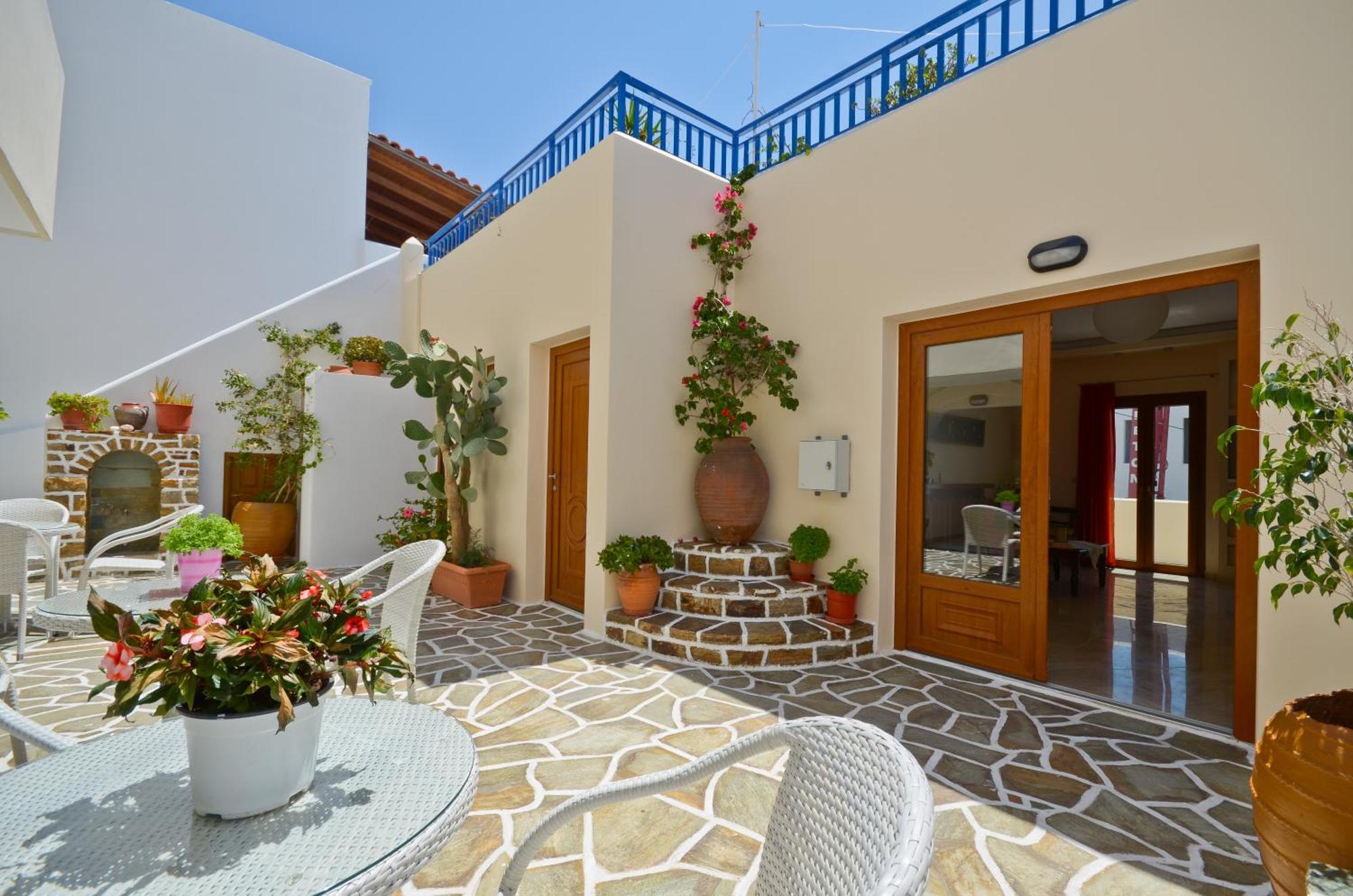 Margo Studios Naxos City Exteriör bild