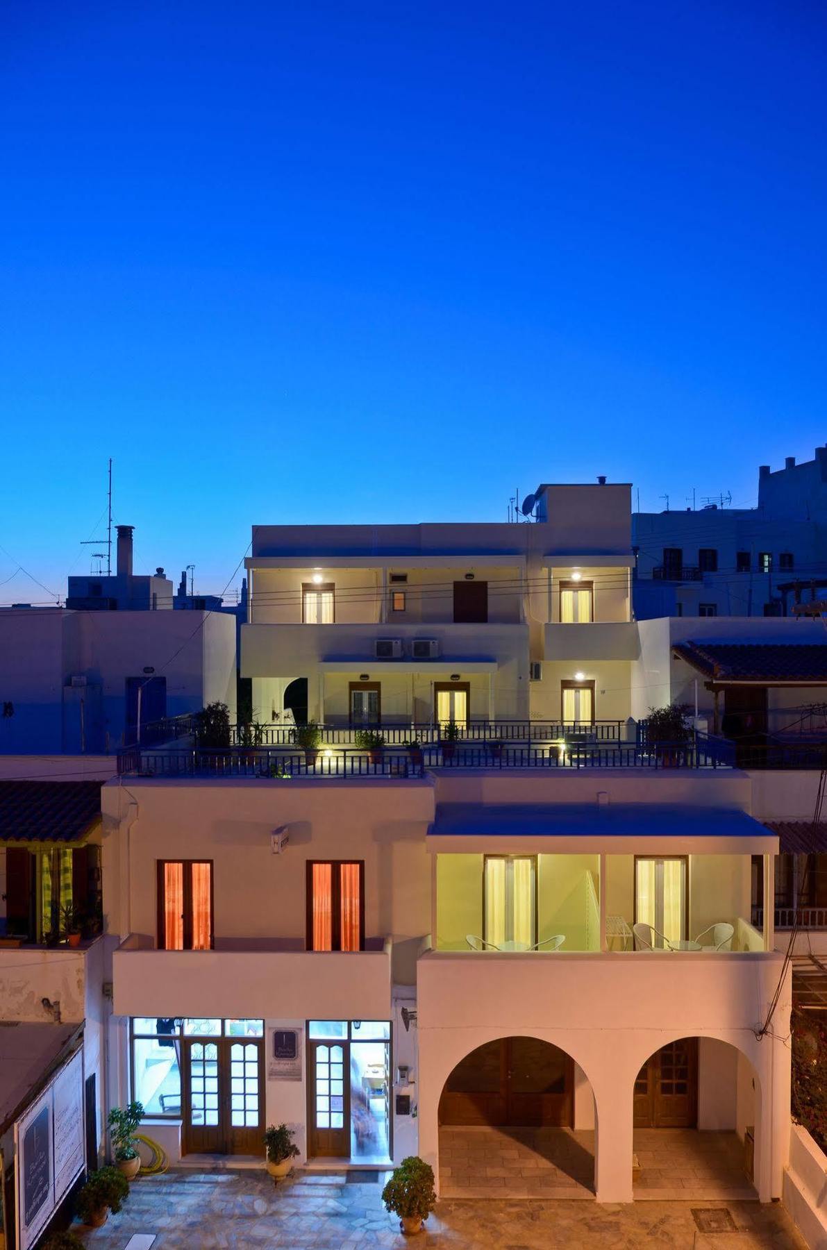 Margo Studios Naxos City Exteriör bild