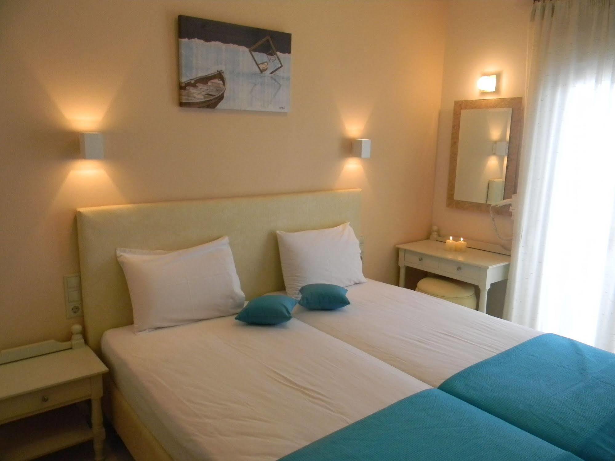 Margo Studios Naxos City Exteriör bild
