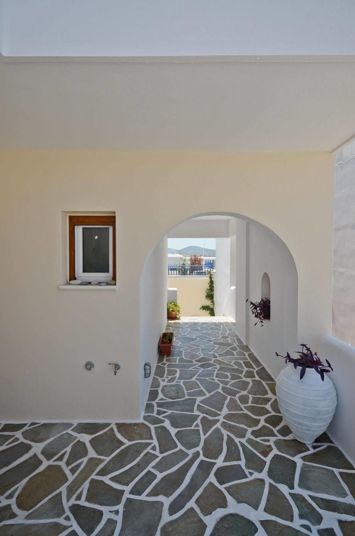 Margo Studios Naxos City Exteriör bild